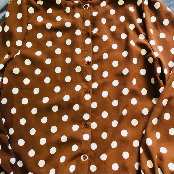 FALL FAV 🍂 Burnt Orange Polka Dot Top w Buttons - Picture 4 of 4